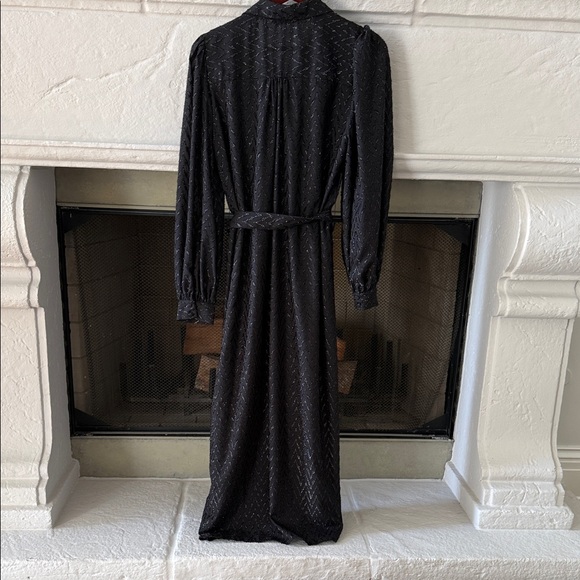 Black Long-Sleeve Shirt Dress - Picture 6 of 6